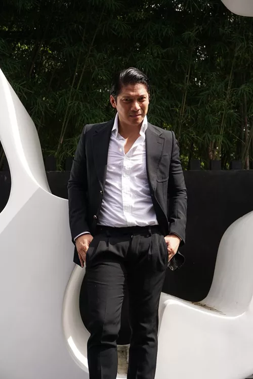 Robbie Antonio